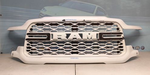 2019-2024 RAM 2500, 3500, HEAVY DUTY GRILLE