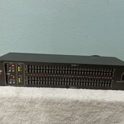 DOD SR231 QX Dual 31 Band EQ Rack Mount Graphic Equalizer Stereo 2 Channel.