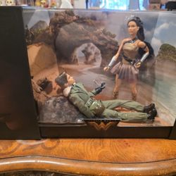 Barbie & Ken Wonder Woman Play Set
