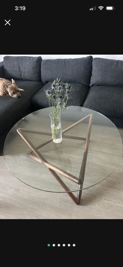 Geometric Base Circular Coffee Table