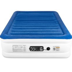 SoundAsleep Dream Series Full Size Air Mattress With Built In EZ Pump 
