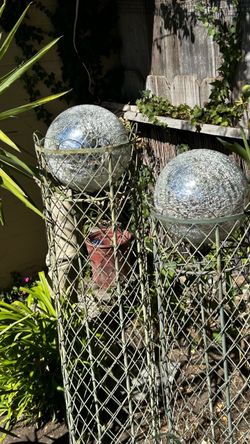 Gazing Globe 10”