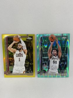 Lot of 2x 2025 Topps Chrome #’d refractors Max Strus /275 Harrison Ingram /199