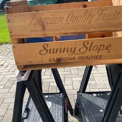 Caroline Peaches Crate 