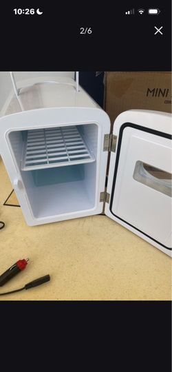 Refrigerator  ac/dc