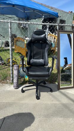 Gaming chair