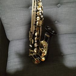 Saxophone Mendini By Cecilio