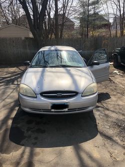 2002 Ford Taurus