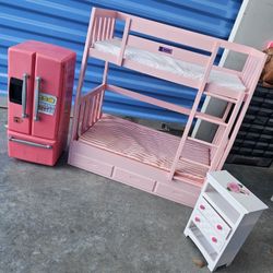18" Doll Bed And Fridge 