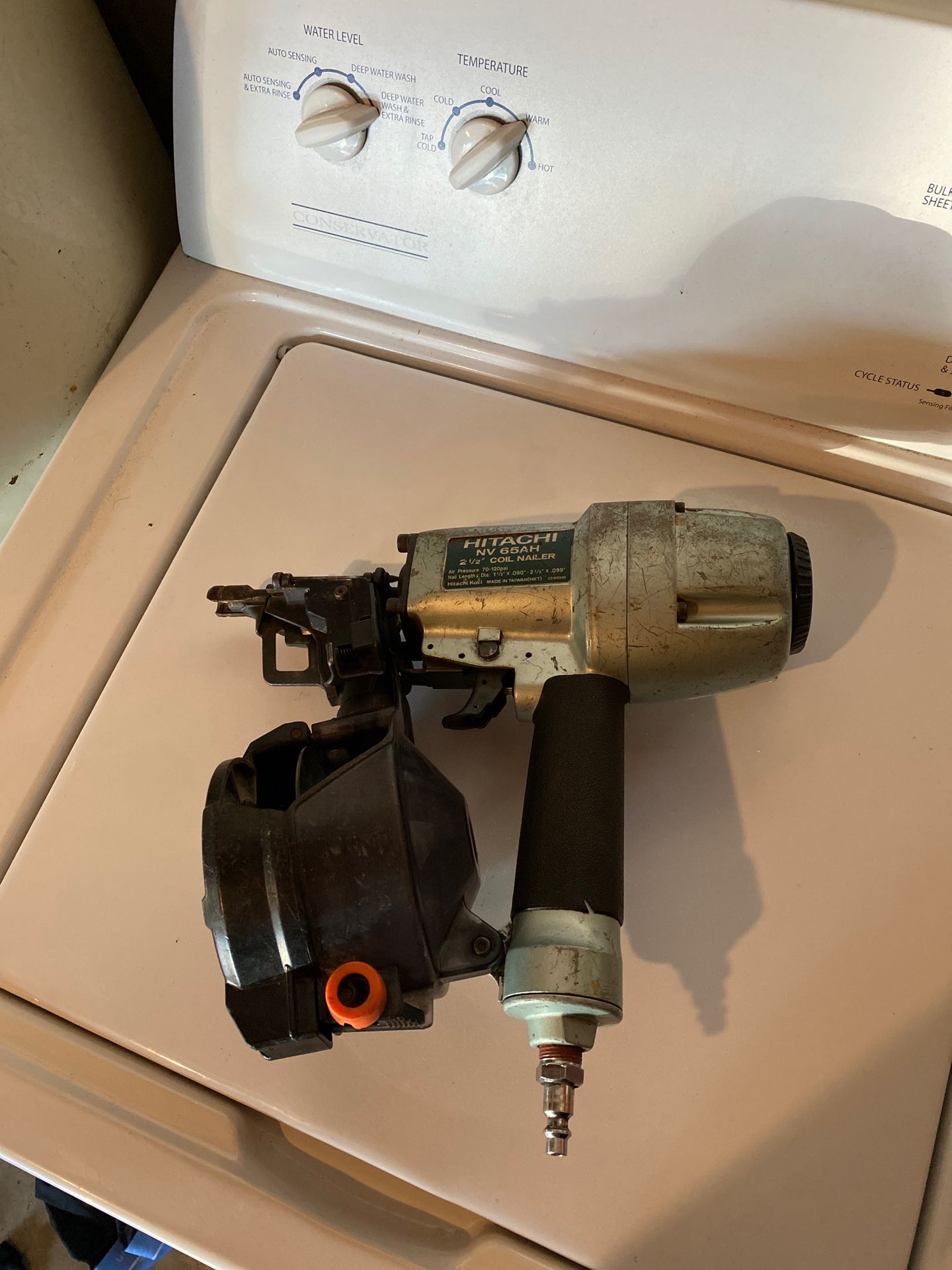 Hitachi nail siding gun for Sale in Longview, WA OfferUp
