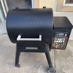Traeger grill- Ironwood 650