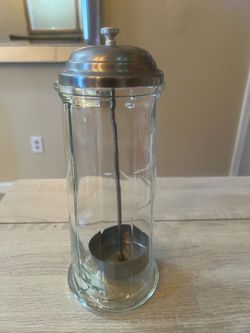 Glass Straw Dispenser with Metal Lid