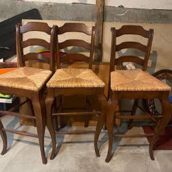 Beautiful Stool Chairs 