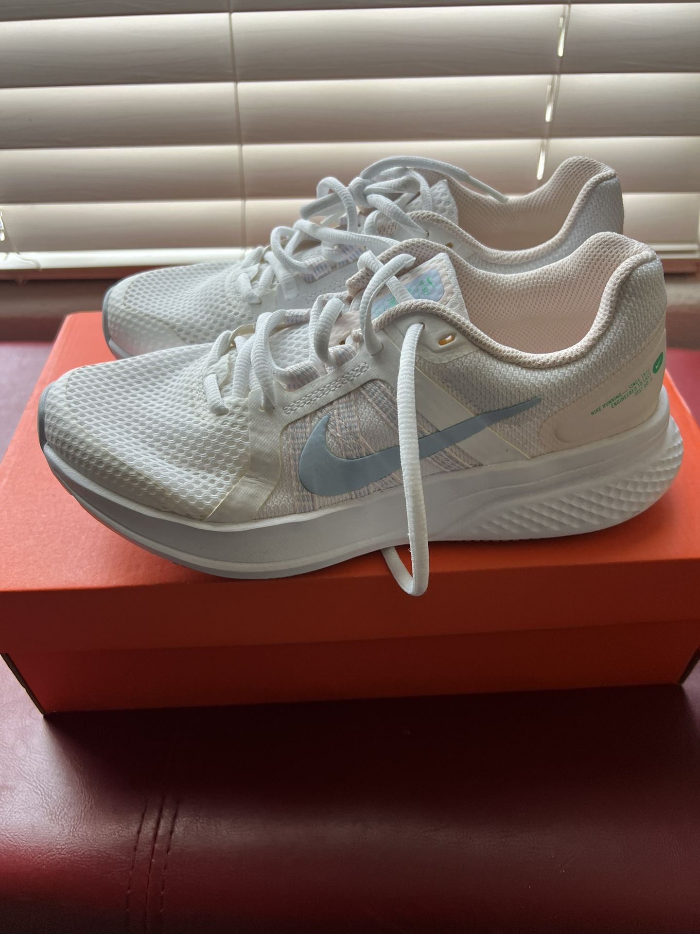 Nike Woman Running Shoes Size 7