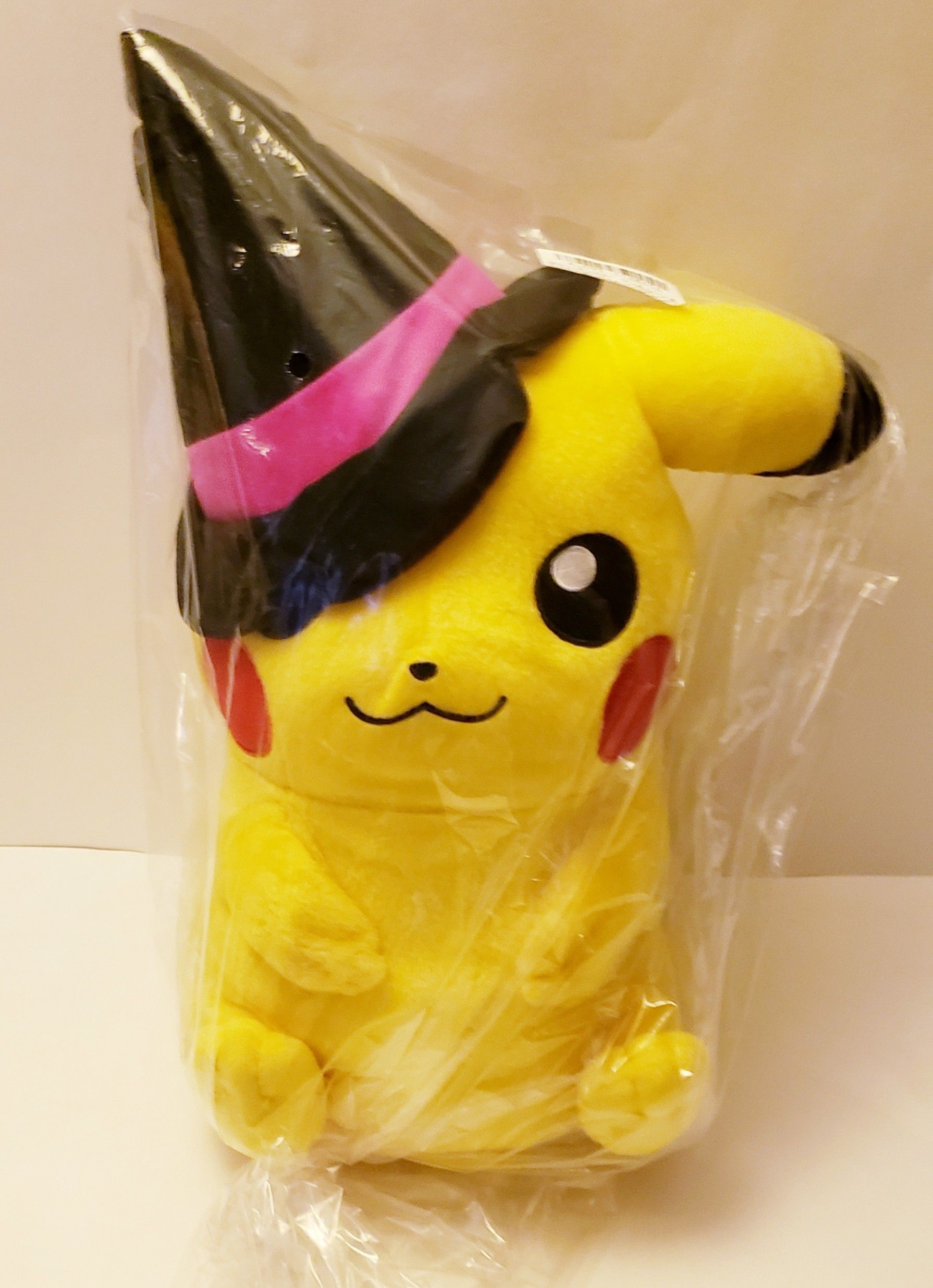 Pokemon Sun & Moon Mechadeka Plushie-Halloween Pikachu