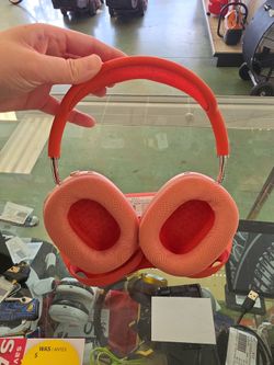 Apple, Airpods Max headphones (Salmon pink)
