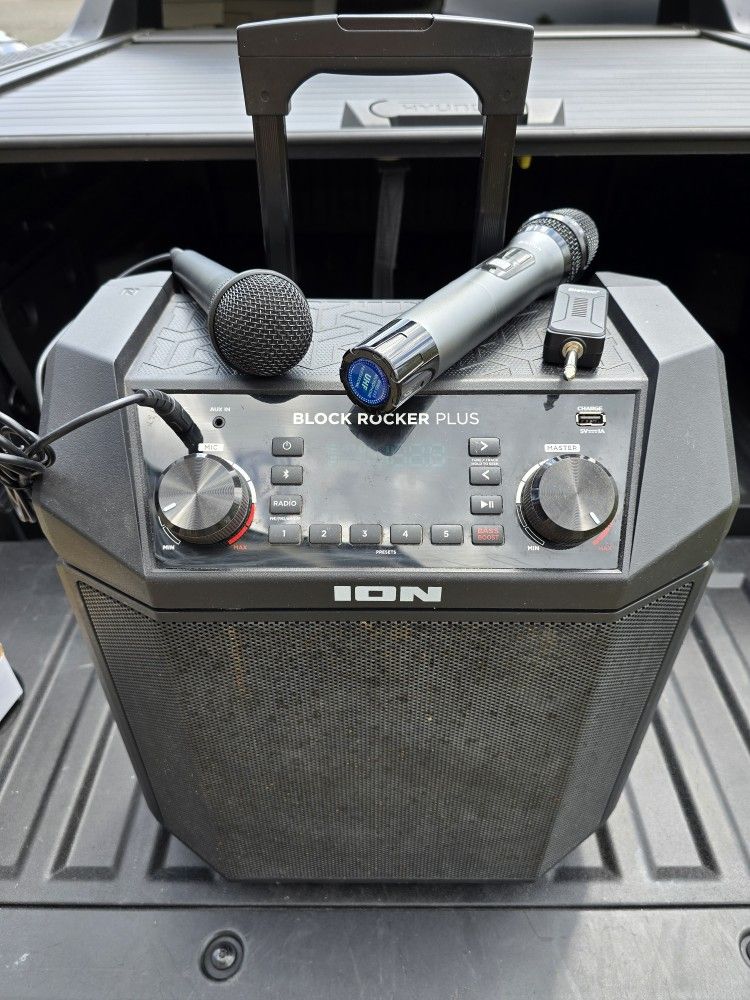 Portable Radio/Karaoke Player