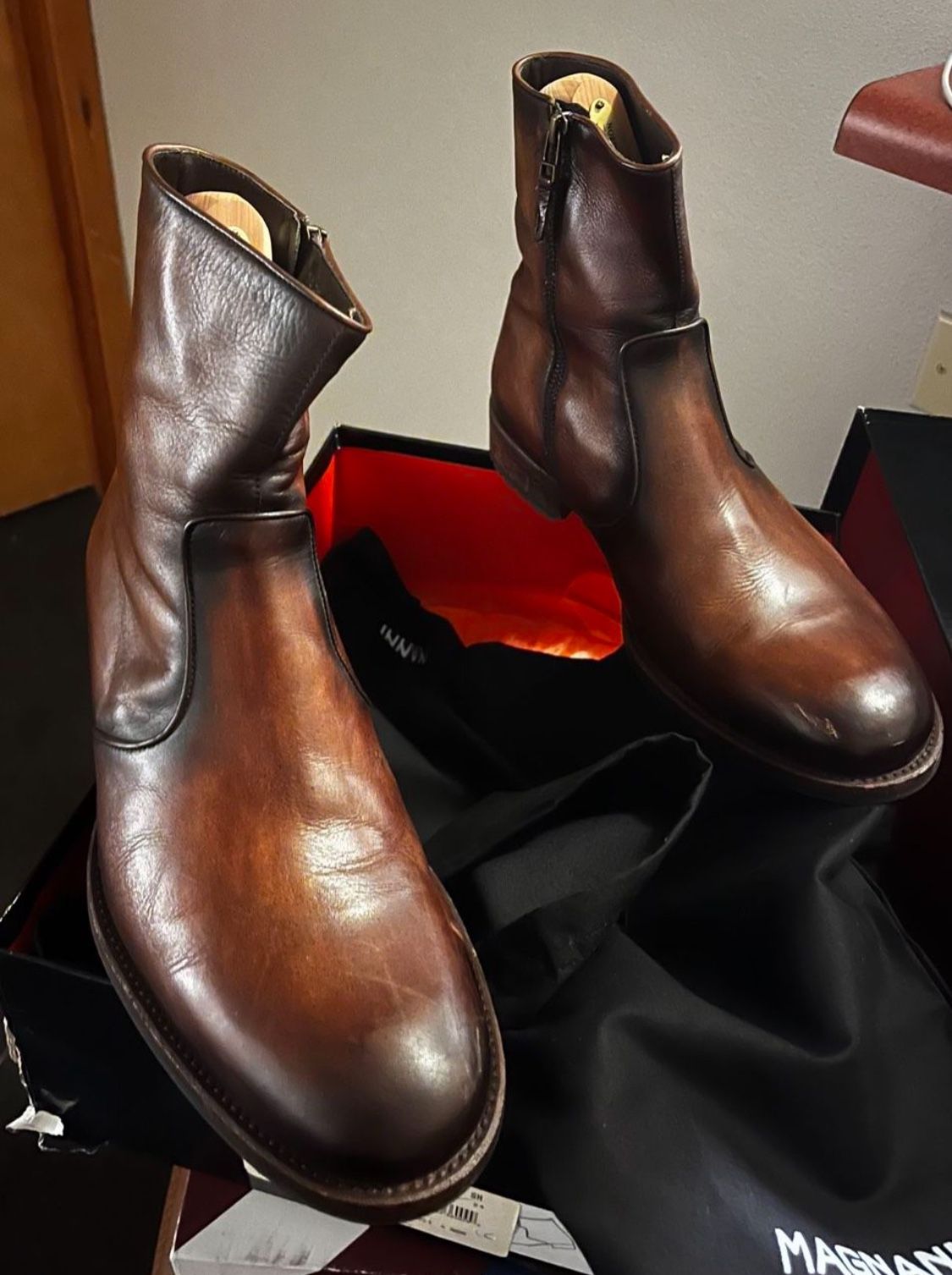 Magnanni Men’s Boots - Size 9