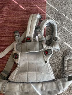 Baby bjorn mesh carrier