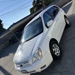 2009 Kia Sedona
