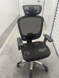 Mesh Chair 
