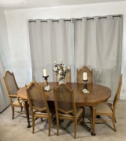 Thomasville USA Made Dining Table With 2 Extensions & 6 Cane Back Chairs