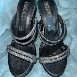 EFFY Black Rhinestone Platform Heels – Size 6.5