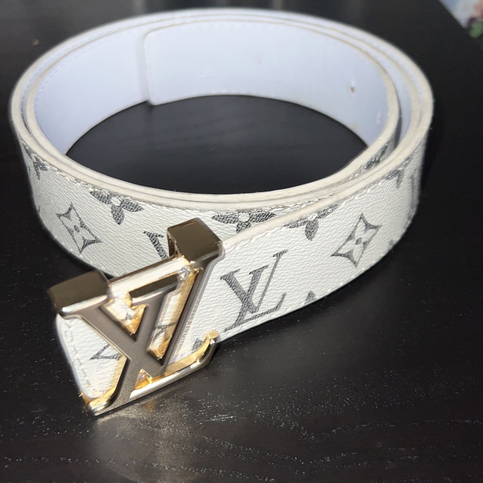 louis vuitton belt for Sale in Ypg, AZ - OfferUp