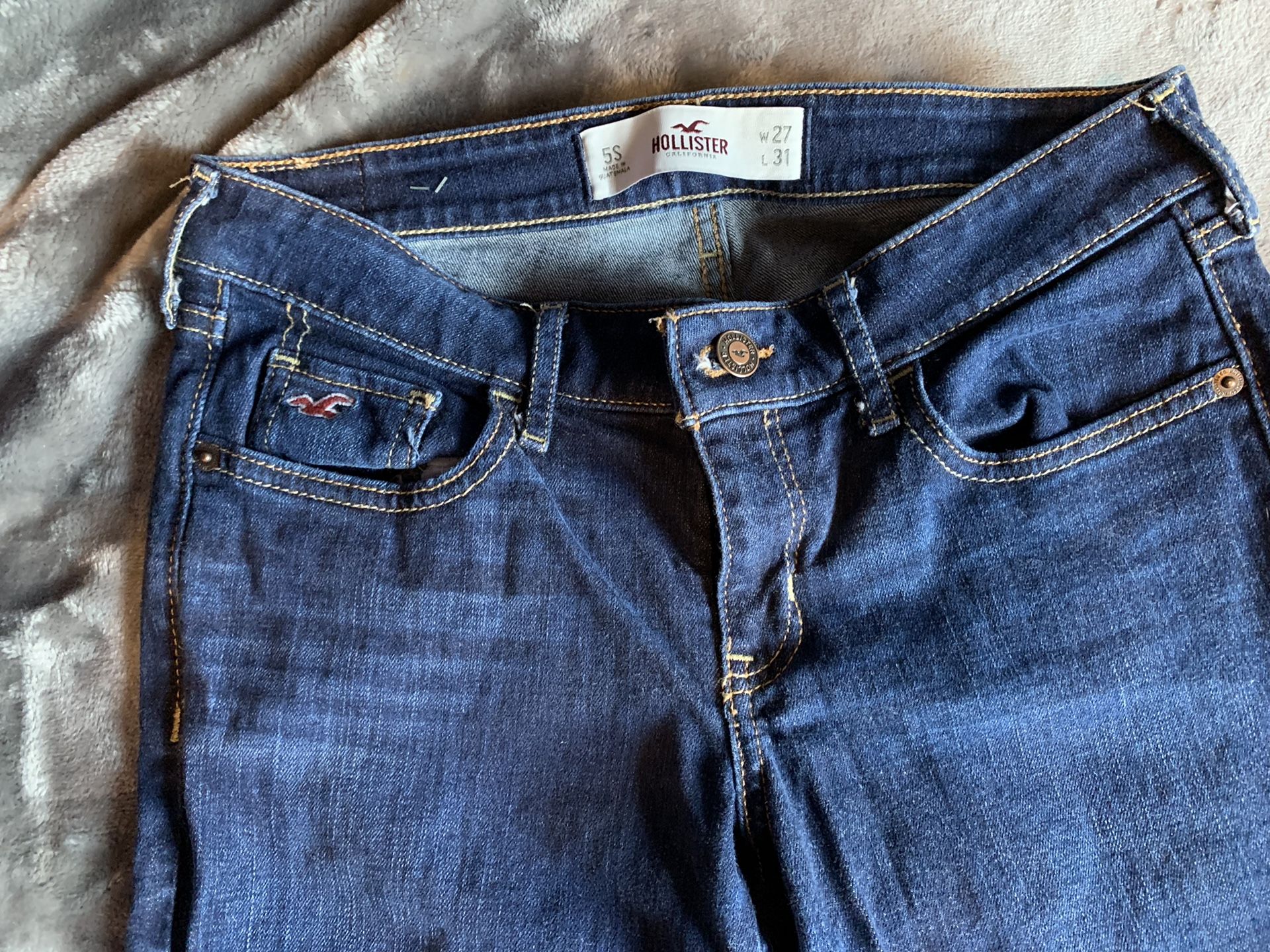 Hollister jeans