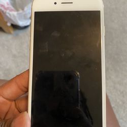 Used IPhone 6 white and gold AT&T
