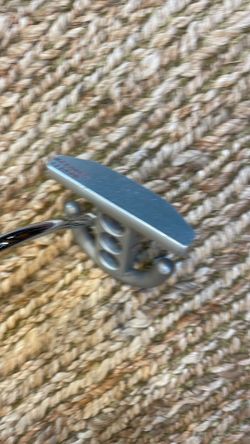 Scotty Cameron Futura Putter 35”