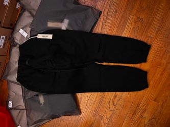 Essentials Sweats Onyx