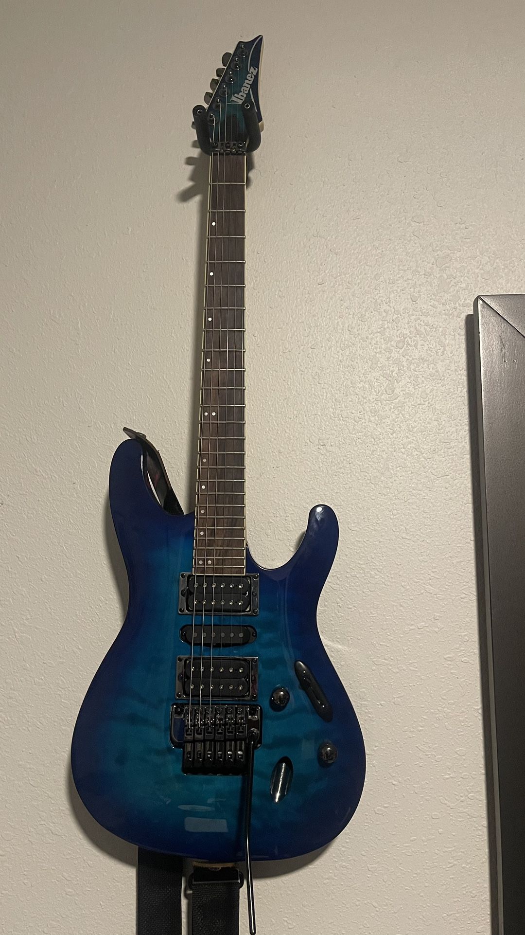 Ibanez S670 Electric Guitar