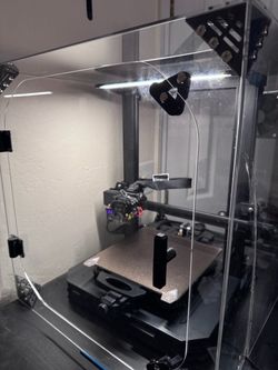 3D Printer - Creality Ender 3  s1 Pro with cover
