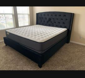 King size bed