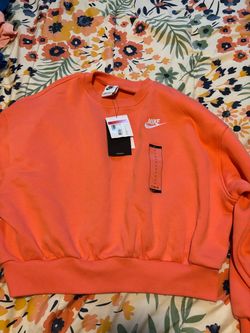 Girls large sweatshirt crop made new