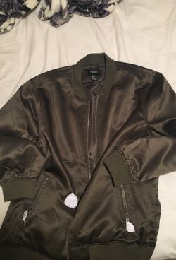 Olive bomber jacket haven’t been worn