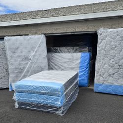 Same Day Delivery Se Habla Espanol Single Twin Mattress 99 Full Double 159 Queen Bed 179 King 229 California King 229 Frame 69 XL Twin Mattresses