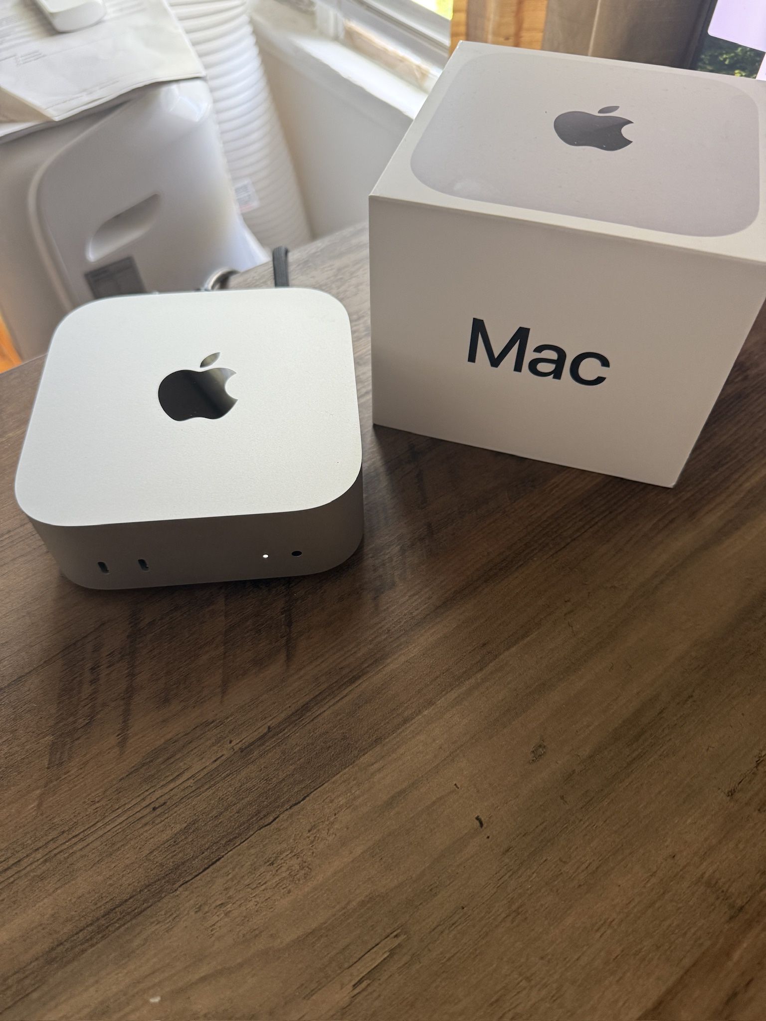 Apple Mac Mini M4 (2025) – 16GB RAM, 256GB SSD – Excellent Condition