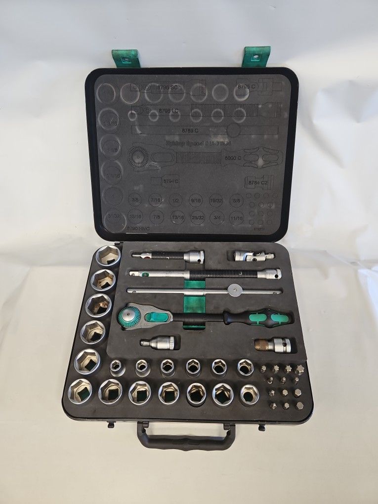 Wera Zyklop Speed 8100 SC4 1/2" Drive Ratchet SAE Socket Set 813417-1