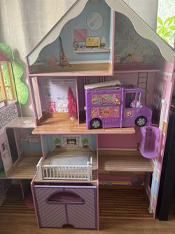 Barbie House