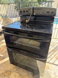 STOVE DOUBLE OVEN