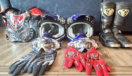 Fox Motocross Gear Bundle – Helmets, Gloves, Chest Protector, Boots