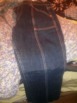 Women's levis quality clothing. Trooper boot cut 12 mis