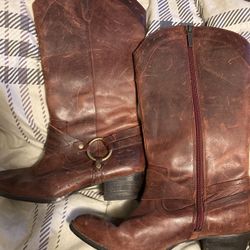 Woman’s Harley Davidson Boots Size 8.5. 