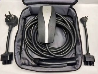 Genuine Tesla Mobile Charger 110V/220V plus J1772 adapter included