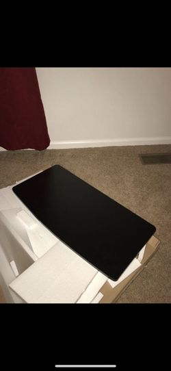 Tv swivel tray brand new