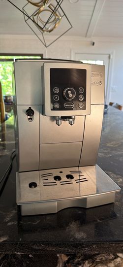 De’Longhi Magnifica S Cappuccino Automatic Espresso Machine