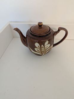 Vintage Brown Drip Cream Swirl Glaze Ceramic Teapot Creamer.