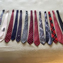 Ties, Lot of 13, New/Excellent/Good Condition, brand names Geoffrey Beene, Bugati, Marc de Paris, Giorgio Bissoni, Apt 9, David Taylor, Croft & Barrow
